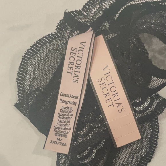 NEW WITH TAGS VICTORIA’S SECRET 2 PK SIZE M THONGS SPARKLY PINK & BLACK - Picture 7 of 7